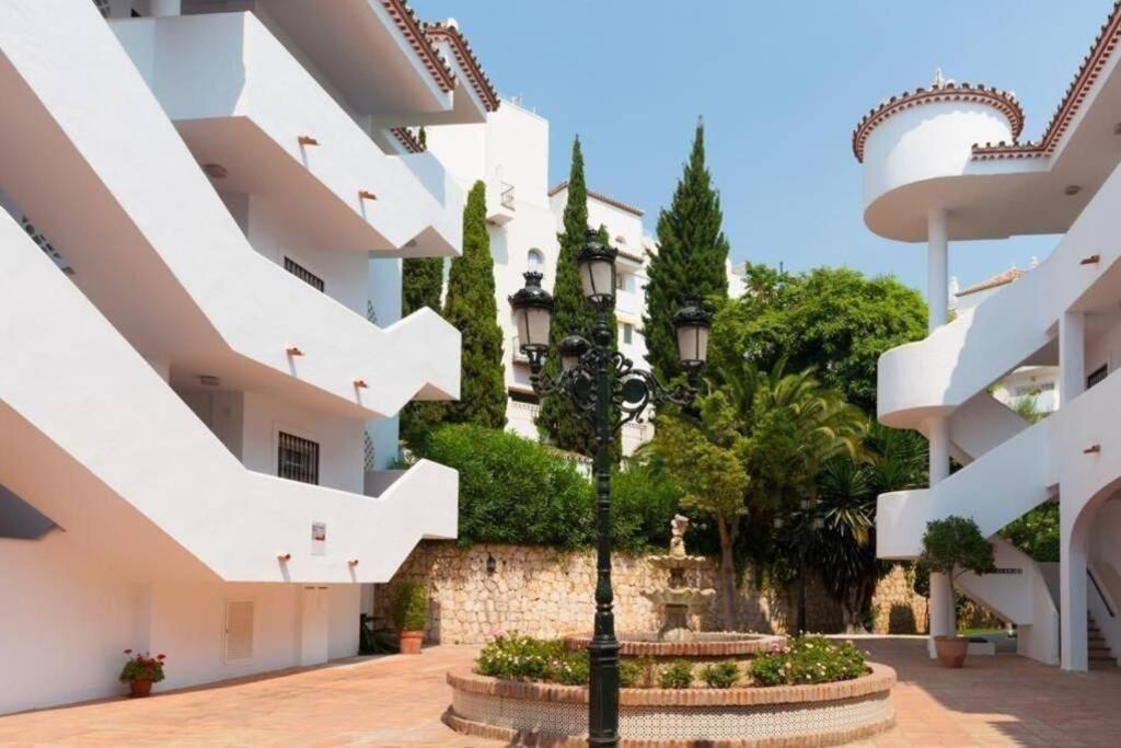 Macas Apartment Parque De La Paloma Pueblo Quinta Benalmadena Con Vistas Al Mar Piscina Y A 3 Minutos De La Playa 외부 사진